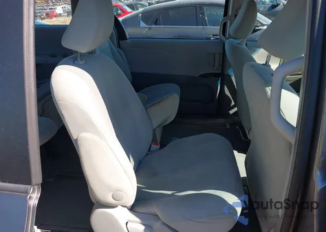 2014 Toyota Sienna L V6 7 Passenger z USA, uszkodzony, nr VIN 5TDZK3DC9ES436793